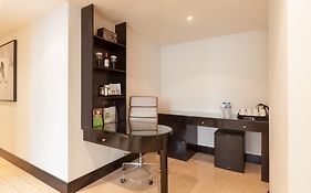 هوليدي ان دبي البرشاء